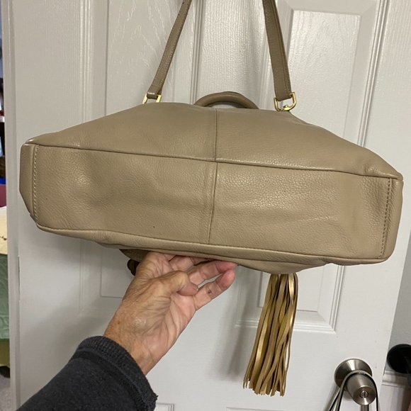 GUC~Emma Fox Large "Mushroom" foldover satchel - Picture 6 of 16